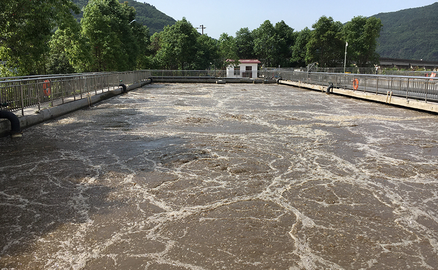 電廠脫硫廢水治理新技術:離(lí)心分(fèn)離機的應用(圖1) undefined